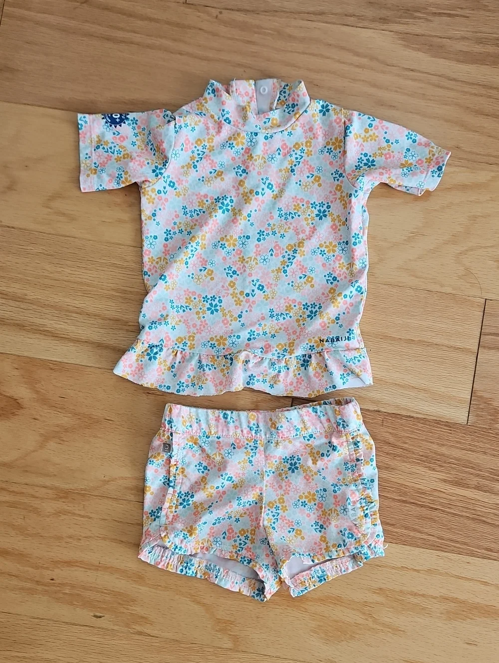 Girls Floral Rashguard And Shorts Set 2-3 Yr